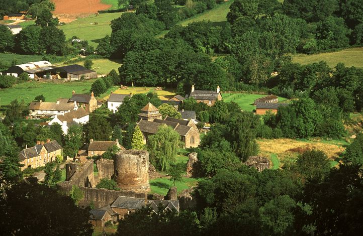 Skenfrith Castle rising above the town on the Three Castle Walk