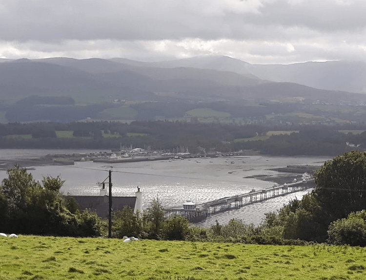 Bangor Pier stretching out over the Strait