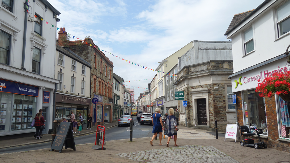 The Camel Trail through a town centre