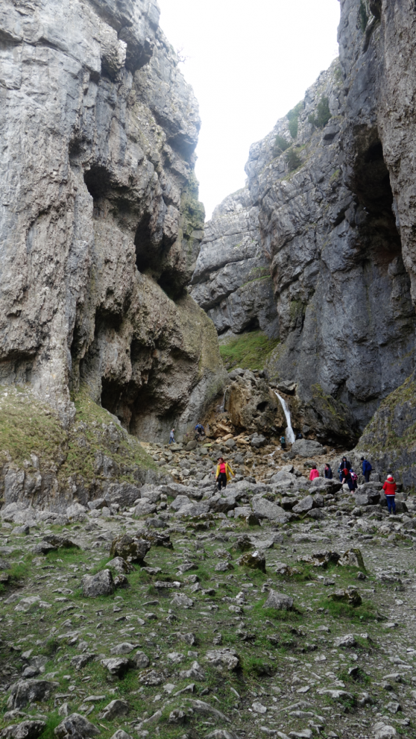 Three Dales Way: Gordale Scar