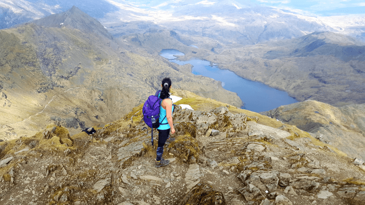 hiking-llanberis-path.png