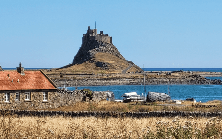 lindisfarne-holy-island.png
