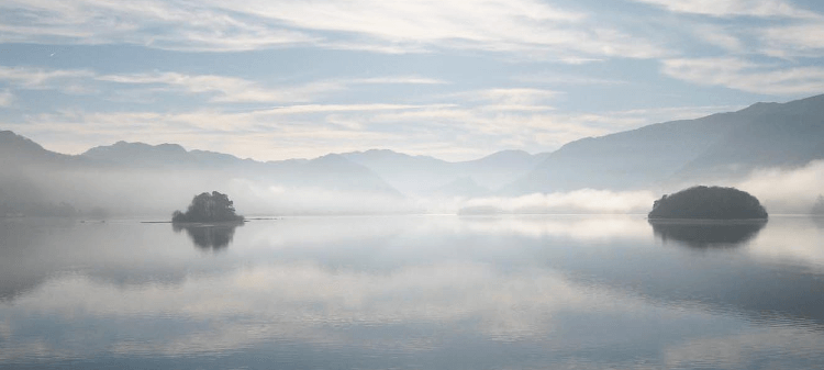 misty-derwentwater-in-winter.png