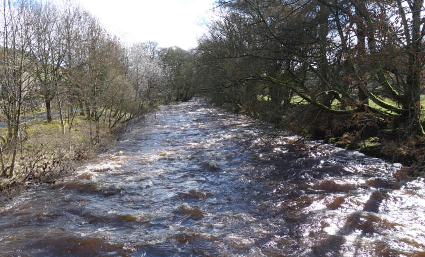 Three Dales Way: River Skirfare