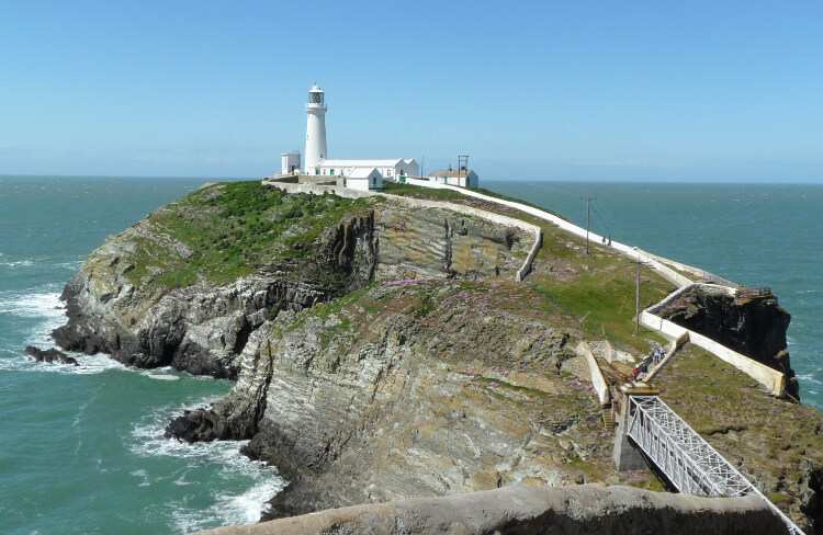 south-stack-lighthouse-anglesey.jpg