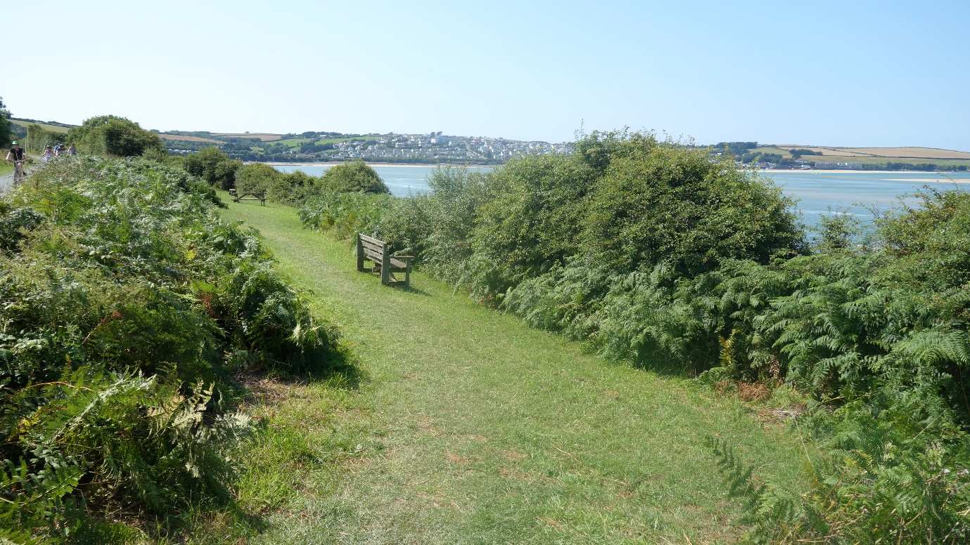 contour walking tours